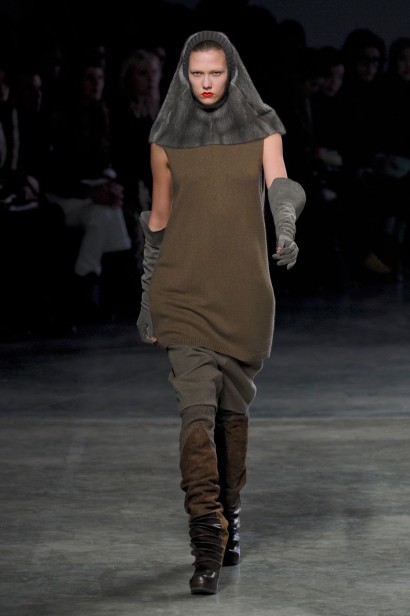 desfiles-rickowens-parisinverno2011rtw-114