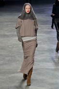 desfiles-rickowens-parisinverno2011rtw-138
