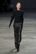 desfiles-rickowens-parisinverno2011rtw-142