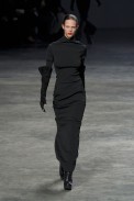 desfiles-rickowens-parisinverno2011rtw-143