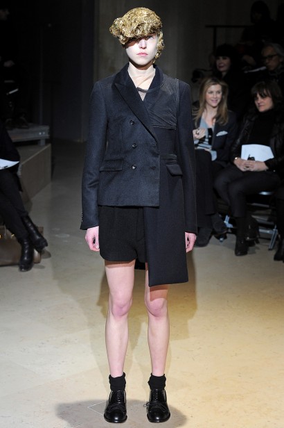 desfiles-commedesgarcon-parisinverno2011rtw-02