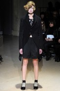 desfiles-commedesgarcon-parisinverno2011rtw-05