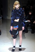 desfiles-commedesgarcon-parisinverno2011rtw-10