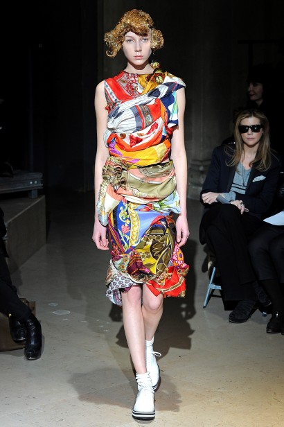 desfiles-commedesgarcon-parisinverno2011rtw-14