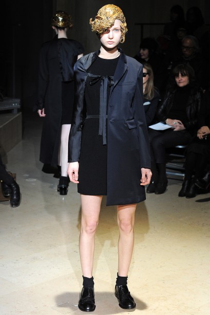 desfiles-commedesgarcon-parisinverno2011rtw-18