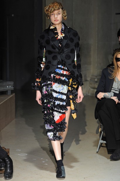 desfiles-commedesgarcon-parisinverno2011rtw-20