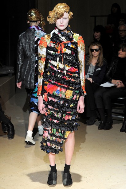 desfiles-commedesgarcon-parisinverno2011rtw-22