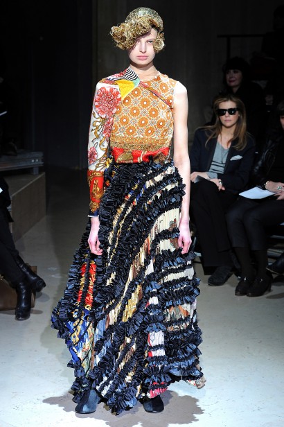 desfiles-commedesgarcon-parisinverno2011rtw-25
