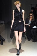 desfiles-commedesgarcon-parisinverno2011rtw-31