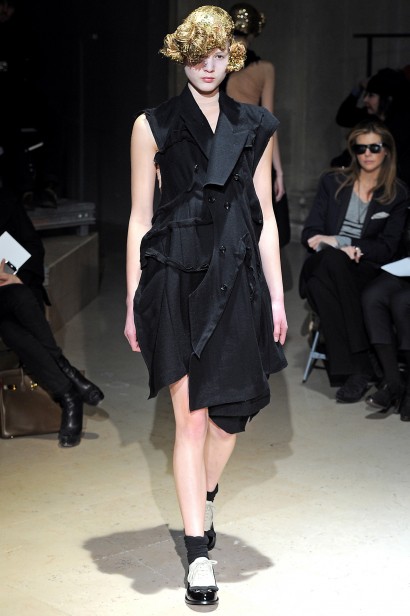 desfiles-commedesgarcon-parisinverno2011rtw-32