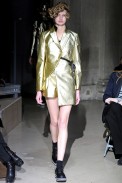 desfiles-commedesgarcon-parisinverno2011rtw-34