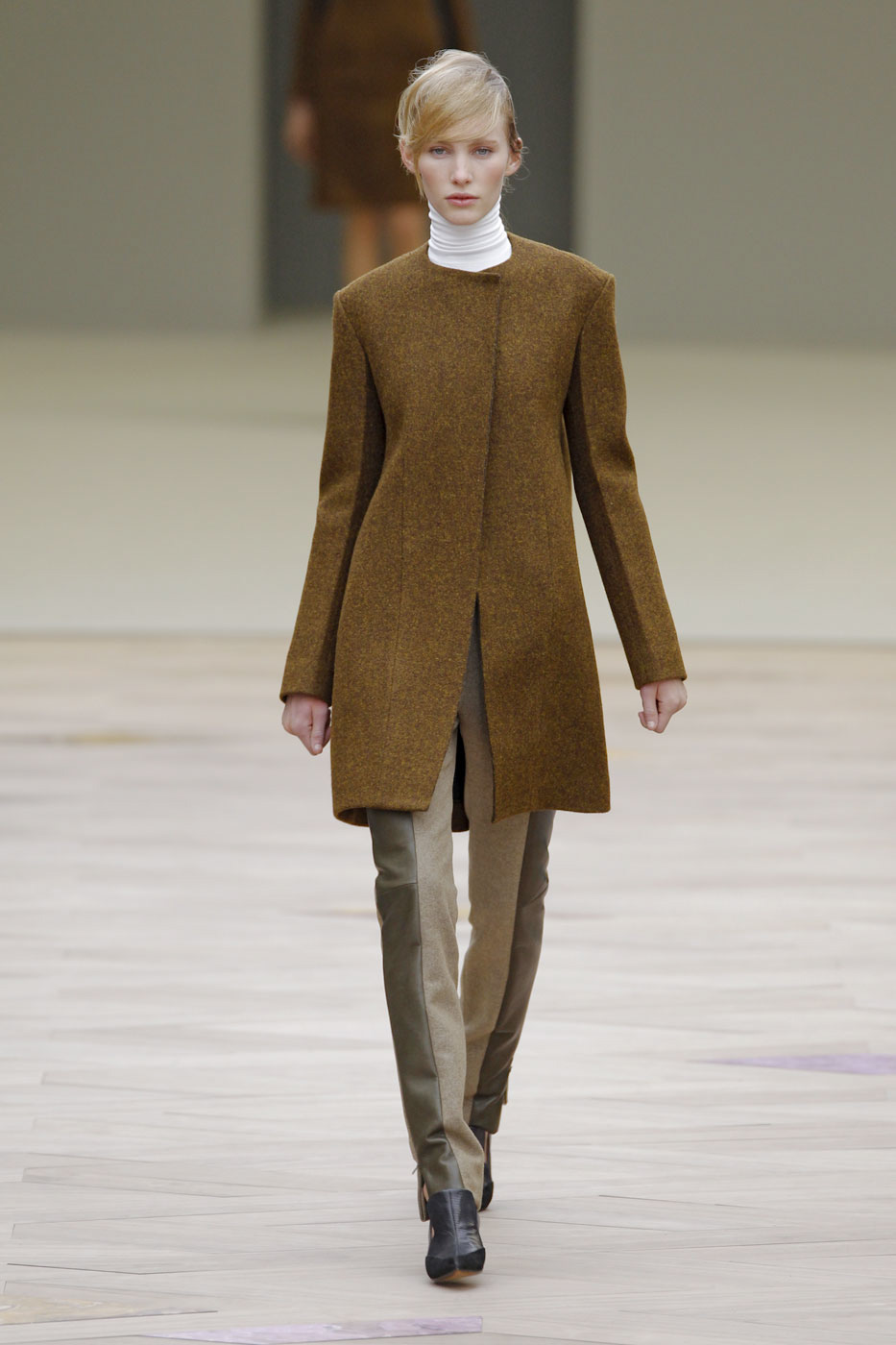 desfiles-celine-parisinverno2011rtw-135