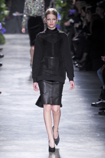 desfiles-givenchy-parisinverno2011rtw-152