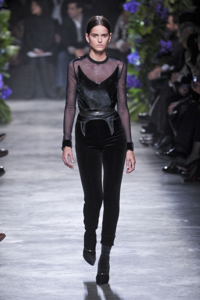 desfiles-givenchy-parisinverno2011rtw-159