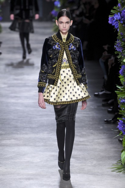 desfiles-givenchy-parisinverno2011rtw-168