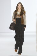 desfiles-chloe-parisinverno2011rtw-135