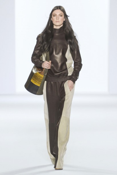 desfiles-chloe-parisinverno2011rtw-139