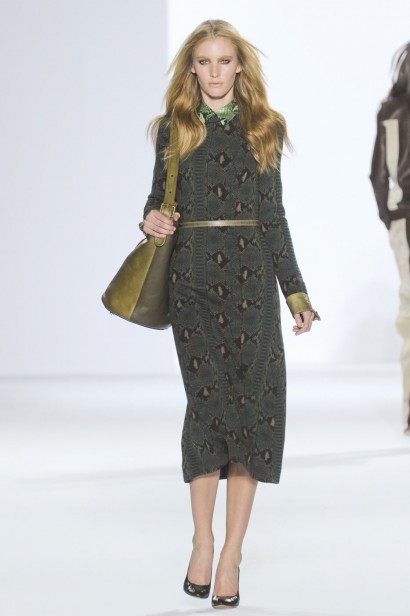 desfiles-chloe-parisinverno2011rtw-141