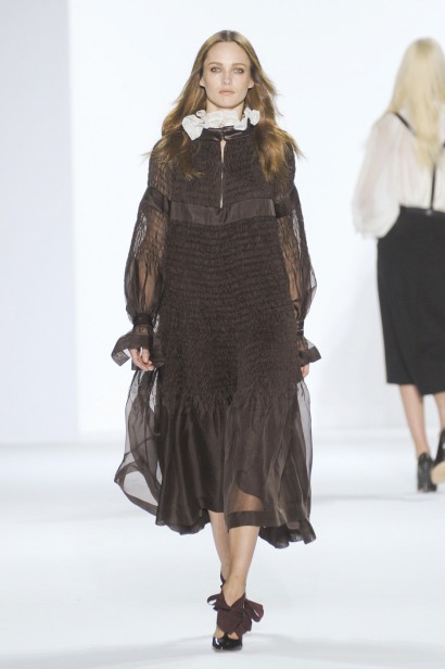 desfiles-chloe-parisinverno2011rtw-160
