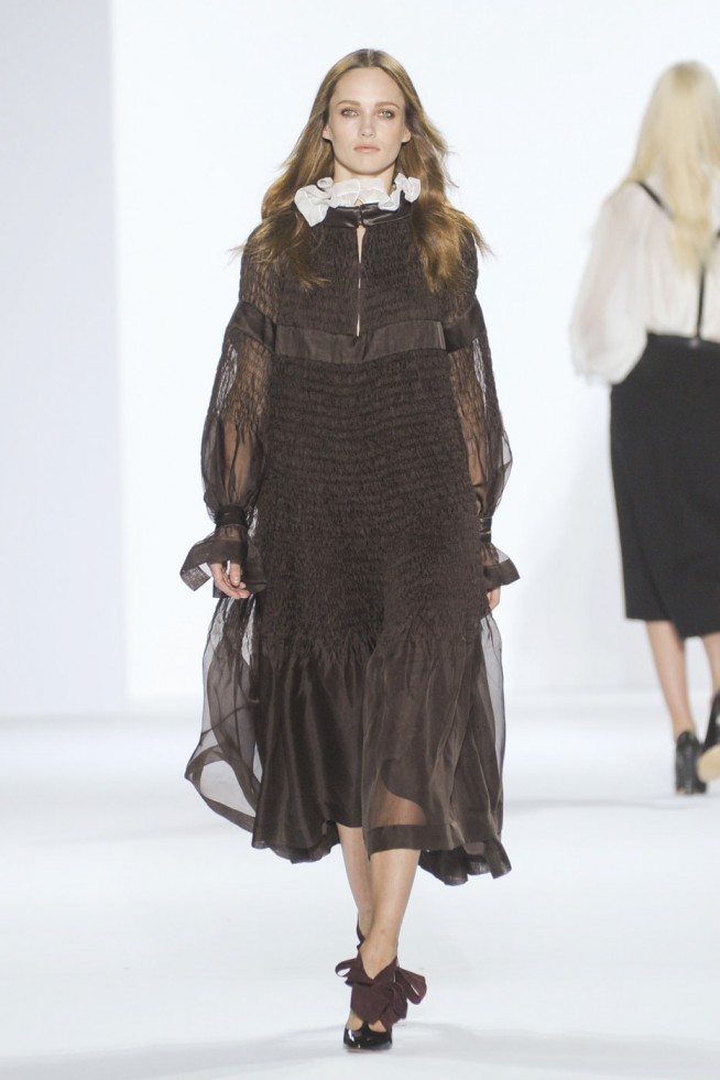 desfiles-chloe-parisinverno2011rtw-160