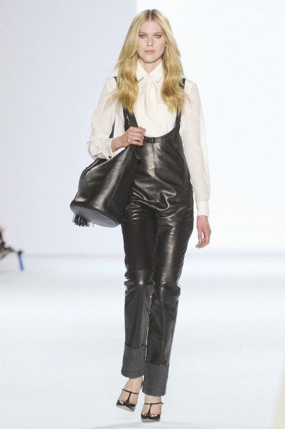 desfiles-chloe-parisinverno2011rtw-162