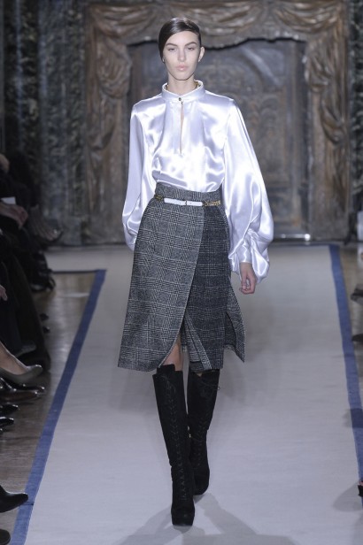 desfiles-ysl-parisinverno2011rtw-135