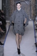 desfiles-ysl-parisinverno2011rtw-138