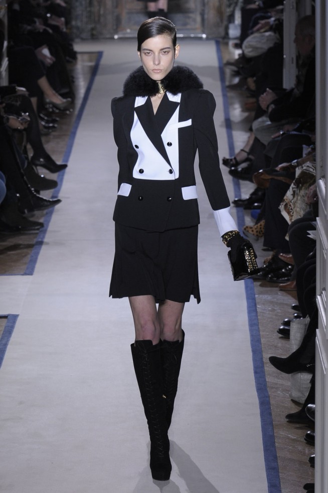 desfiles-ysl-parisinverno2011rtw-143