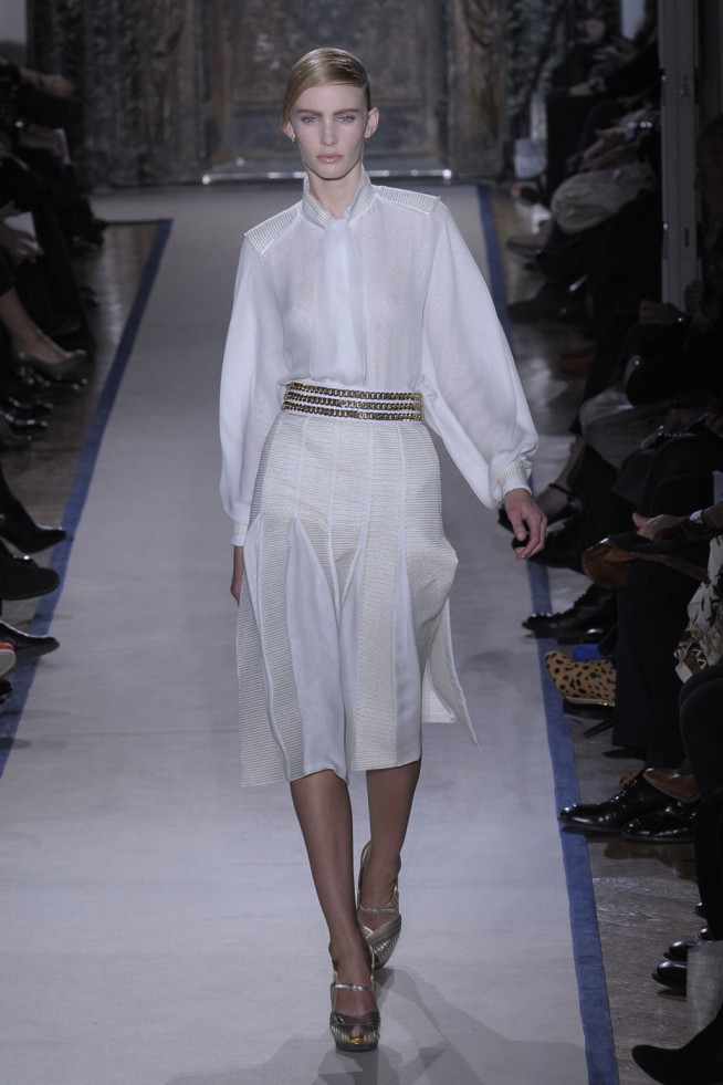 desfiles-ysl-parisinverno2011rtw-164