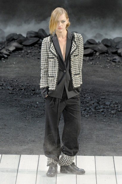 desfiles-chanel-parisinverno2011rtw-137
