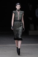 desfiles-mcqueen-parisinverno2011rtw-151