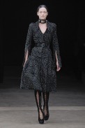 desfiles-mcqueen-parisinverno2011rtw-153