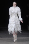 desfiles-mcqueen-parisinverno2011rtw-155