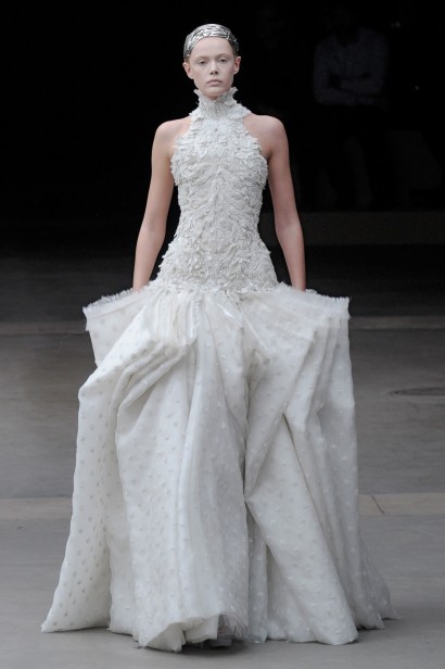 desfiles-mcqueen-parisinverno2011rtw-166