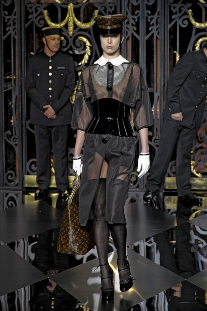 desfiles-louisvuitton-parisinverno2011rtw-135