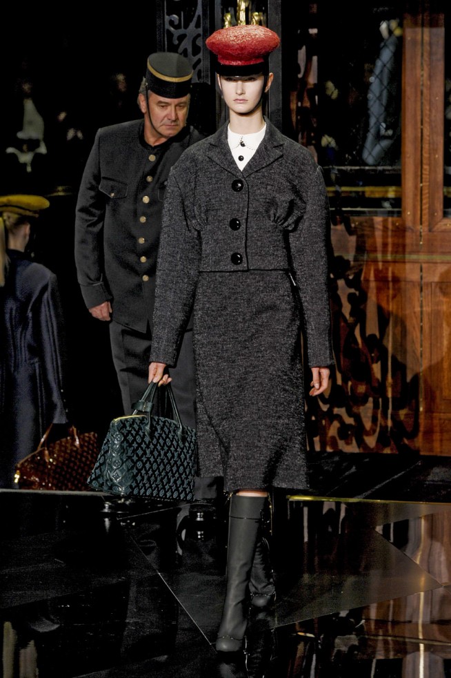 desfiles-louisvuitton-parisinverno2011rtw-152