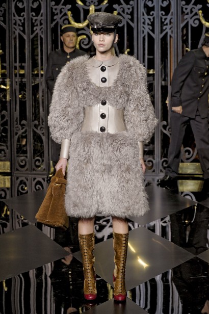 desfiles-louisvuitton-parisinverno2011rtw-165