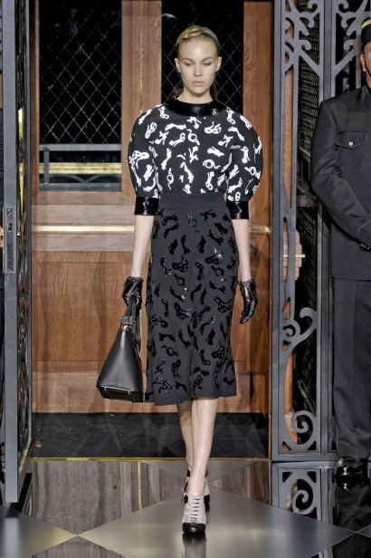 desfiles-louisvuitton-parisinverno2011rtw-169