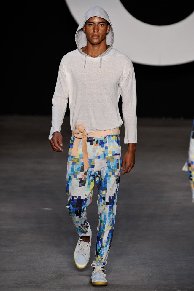 desfile-oestudio-fashionrioverao2012-111