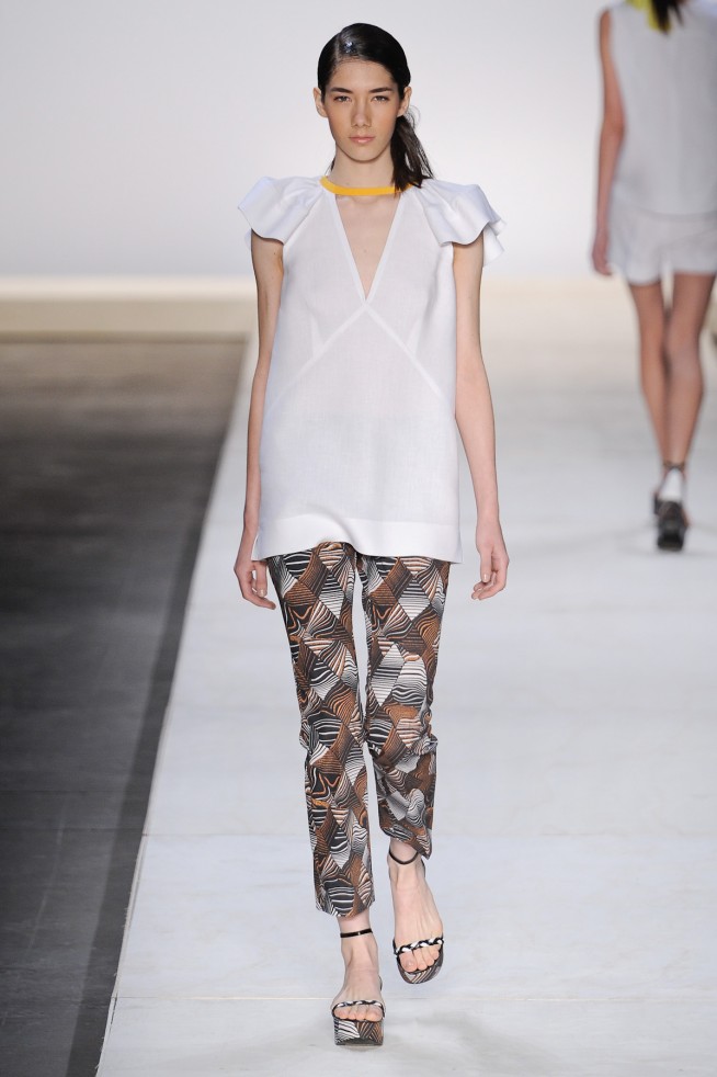 desfile-andreamarques-fashionrioverao2012-107