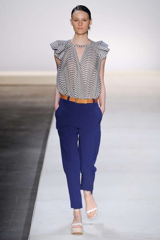 desfile-andreamarques-fashionrioverao2012-120