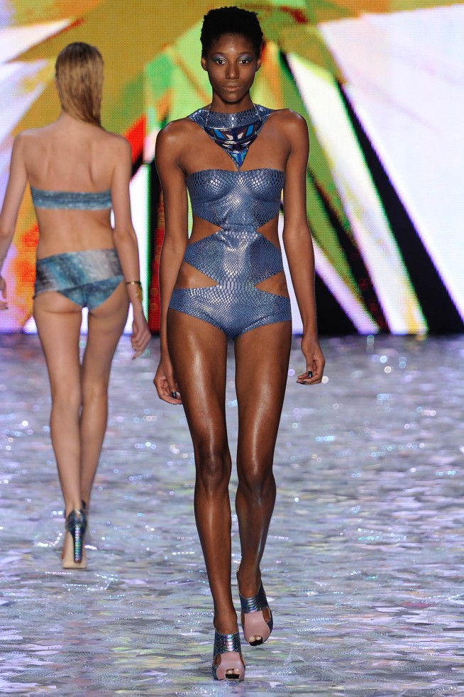 desfile-triya-fashionrioverao2012-122