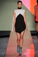 desfile-giuliaborges-fashionrioverao2012-110