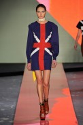 desfile-giuliaborges-fashionrioverao2012-112