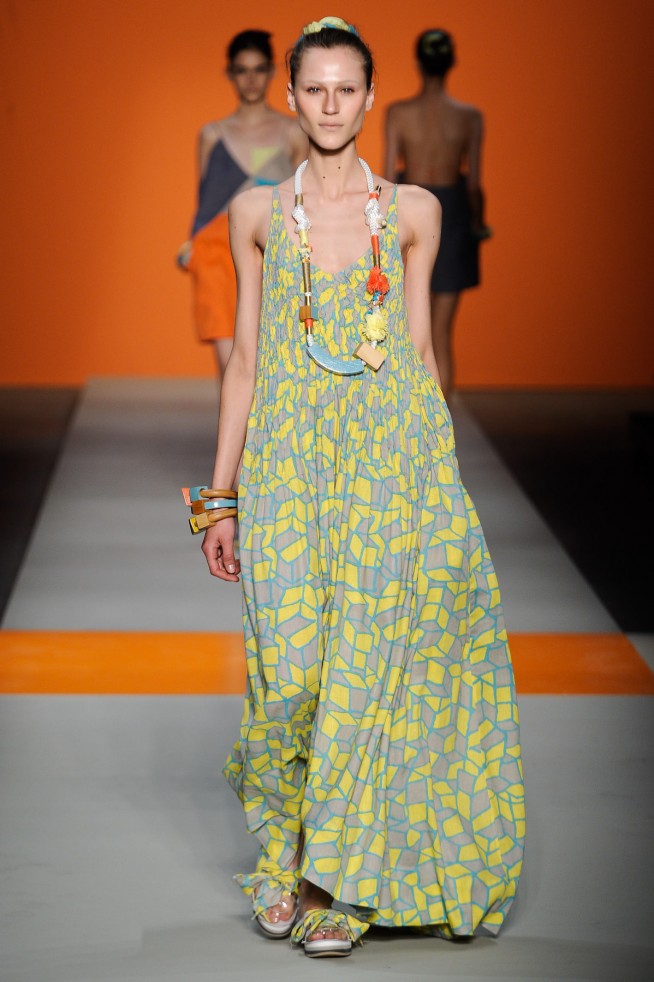 desfile-cantao-fashionrioverao2012-117