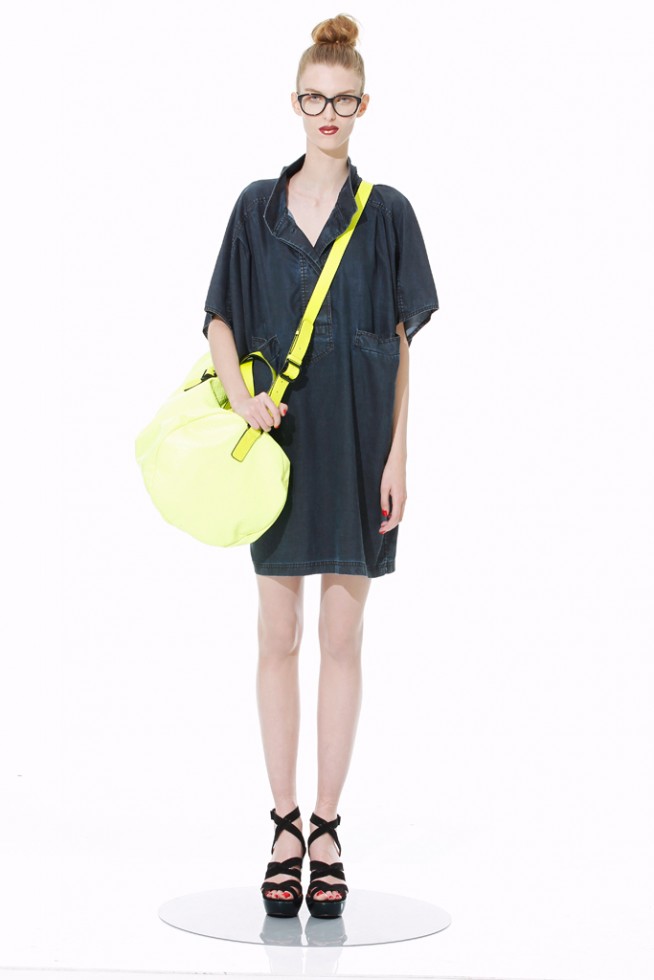 desfile-marcbymarc-resort2012-06
