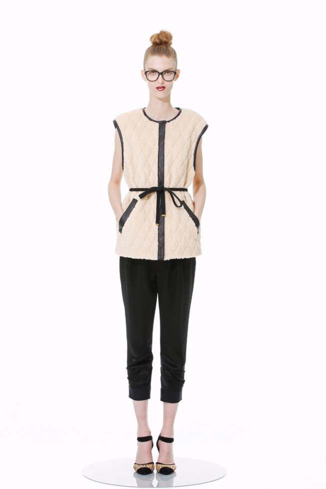 desfile-marcbymarc-resort2012-23