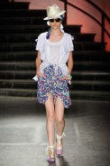 desfile-karinfeller-casadecriadoresverao2012-101