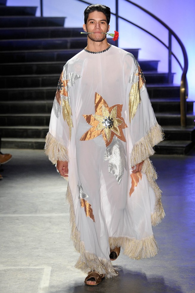 desfile-walerioaraujo-casadecriadoresverao2012-118
