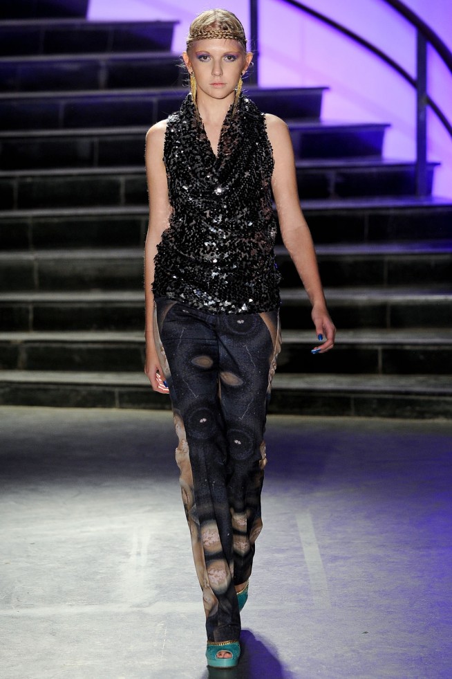 desfile-cynthiahayashi-casadecriadoresverao2012-116
